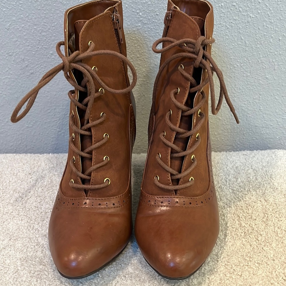 Woman’s ankle boots